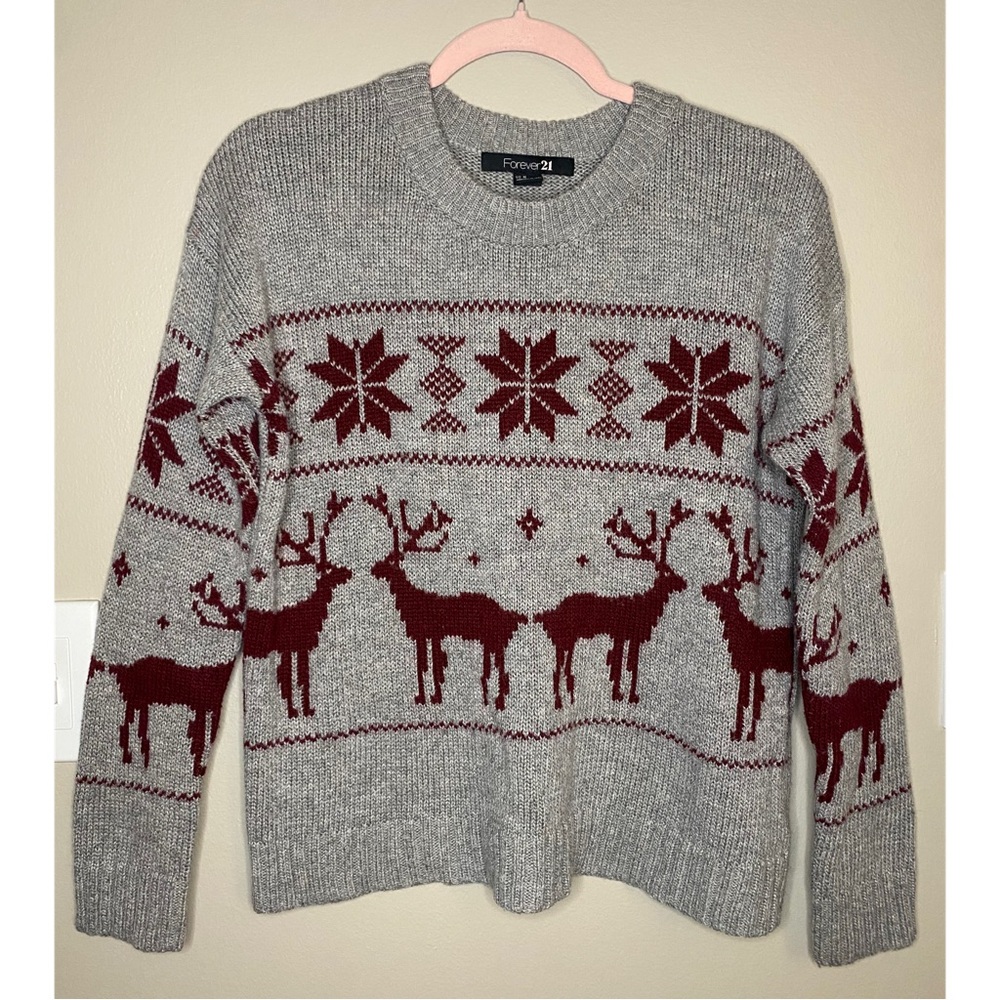 Vintage Y2K Dark Academia Downtown Girl Gray & Burgundy Reindeer Winter Sweater